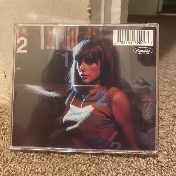Midnights Taylor Swift Moonstone CD. Never used, Opened. - Picture 2 of 3